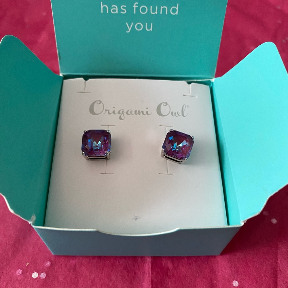 Origami Owl Mini Clara earrings